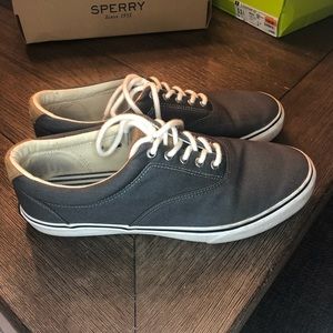 Used Men’s Sperry Striper Varsity grey canvas sneakers, size 11